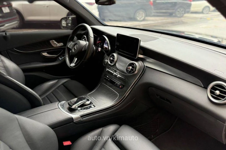 Mercedes-Benz GLC GLC300 2018
