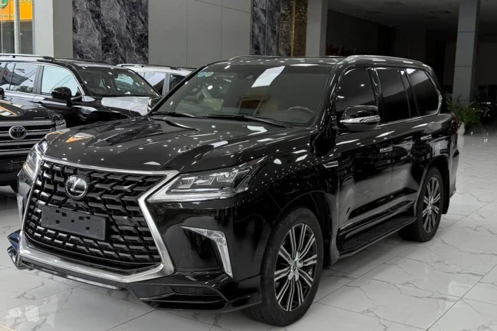 Lexus LX 2020