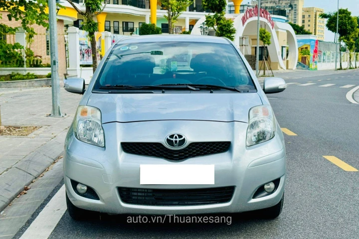 Toyota Yaris 2011