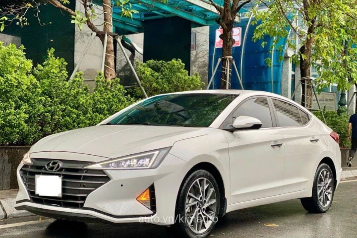 Hyundai Elantra 2.0 AT 2021