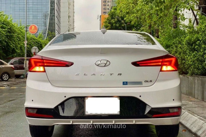 Hyundai Elantra 2.0 AT 2021
