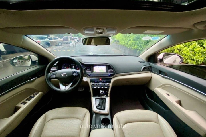 Hyundai Elantra 2.0 AT 2021