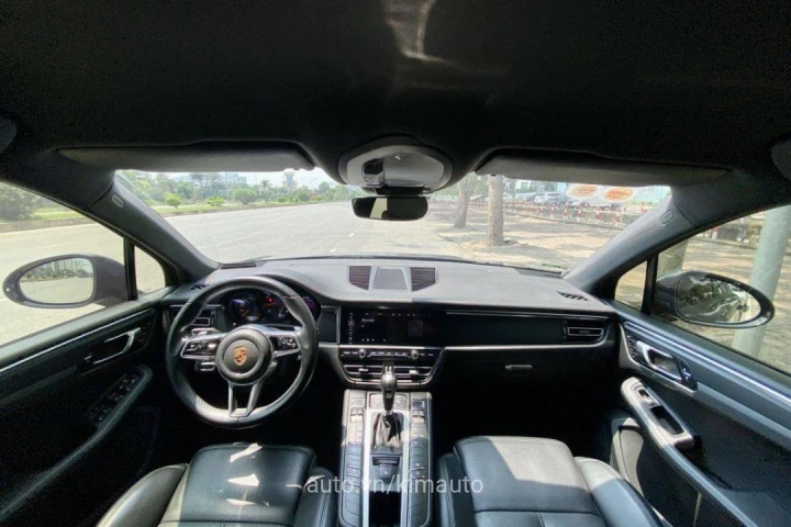 Porsche Macan 2020