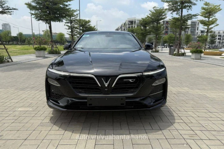 VinFast Lux A2.0 Plus 2021