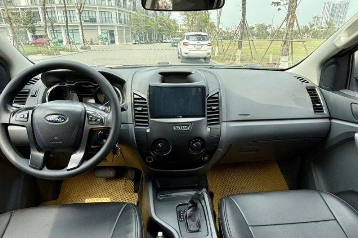 Ford Ranger XLS 2016
