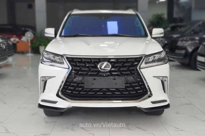 Lexus LX 2016