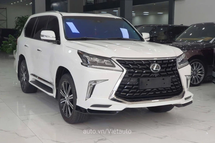 Lexus LX 2016