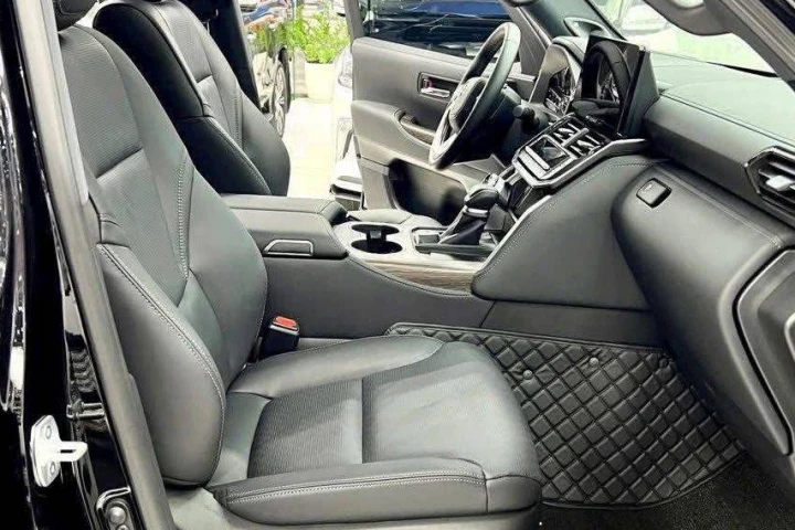 Toyota Land Cruiser 2025