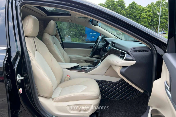 Toyota Camry 2.5Q 2019
