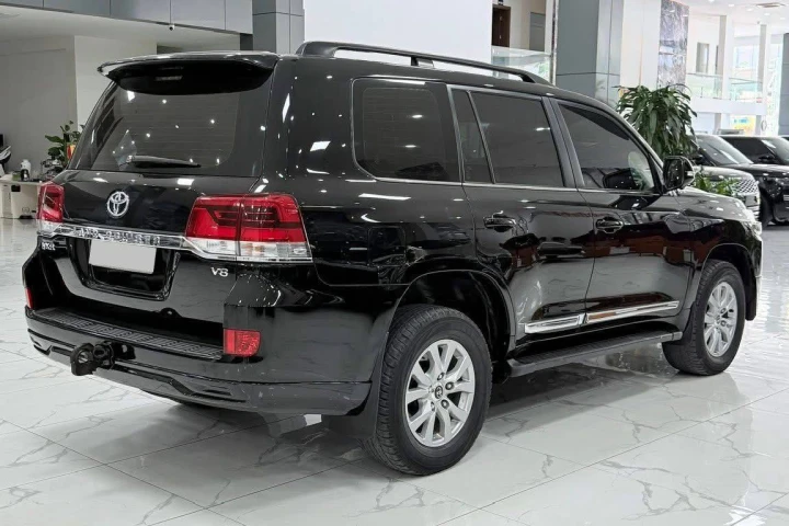 Toyota Land Cruiser 2016
