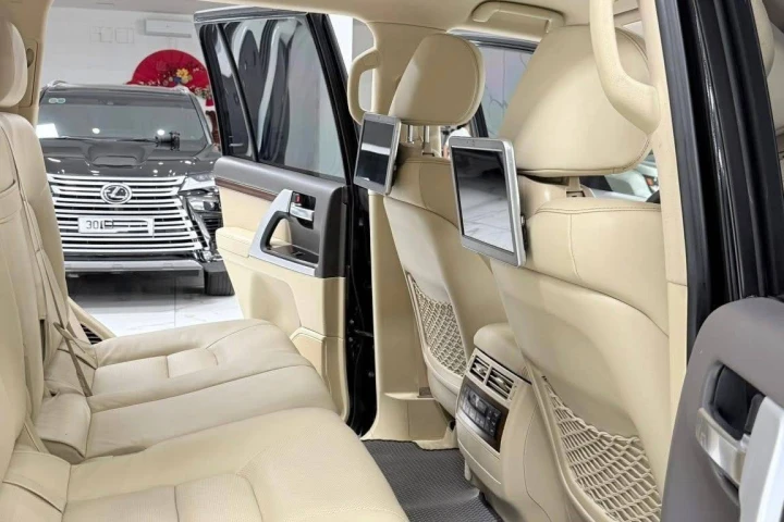 Toyota Land Cruiser 2016