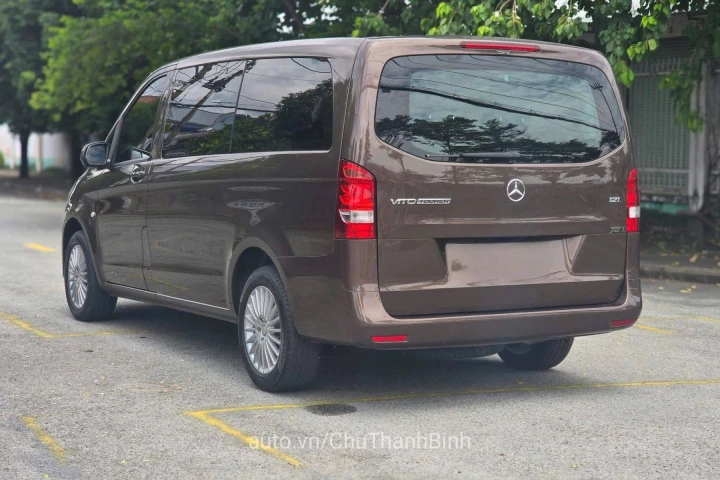 Mercedes-Benz V-Class 2016