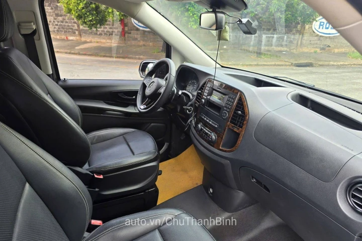 Mercedes-Benz V-Class 2016