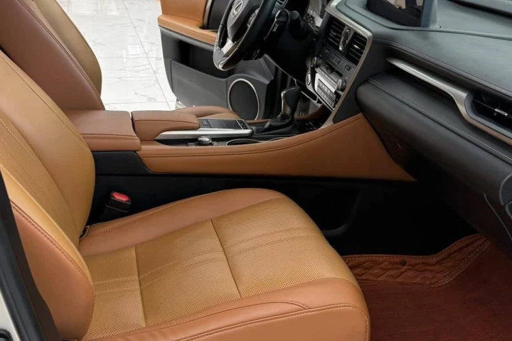 Lexus RX 2020