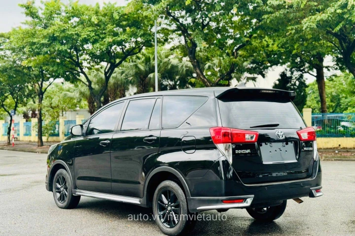 Toyota Innova 2018