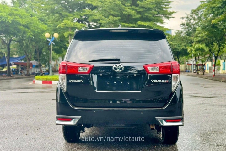 Toyota Innova 2018