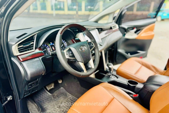 Toyota Innova 2018