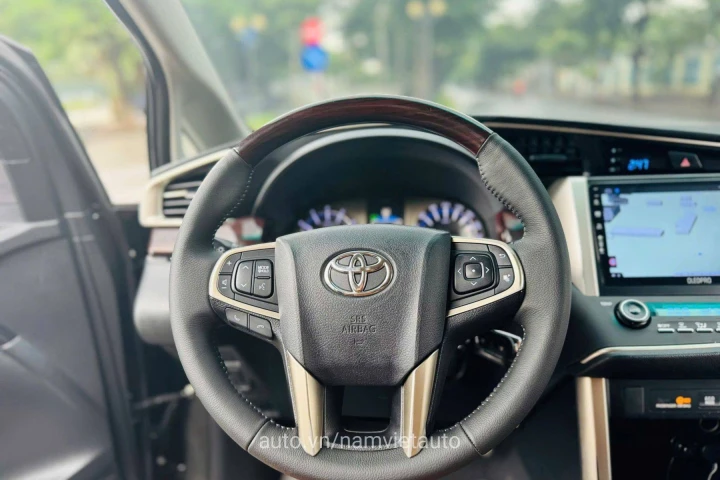 Toyota Innova 2018