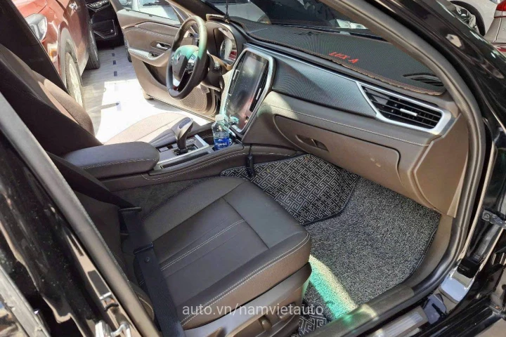 VinFast Lux A2.0 2022