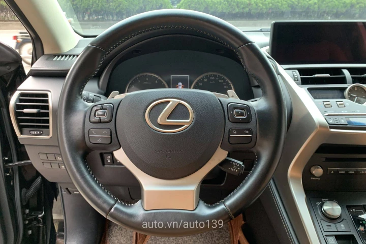 Lexus NX 2018