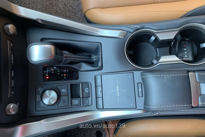 Lexus NX 2018