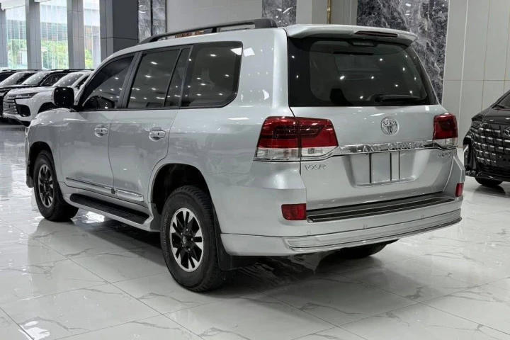 Toyota Land Cruiser 2015