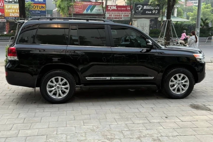 Toyota Land Cruiser 2016