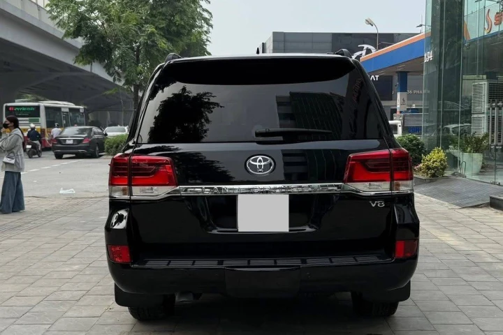 Toyota Land Cruiser 2016