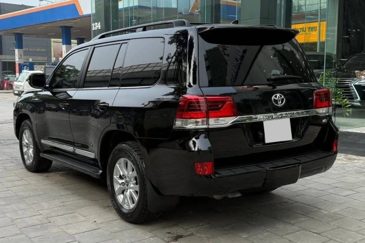 Toyota Land Cruiser 2016