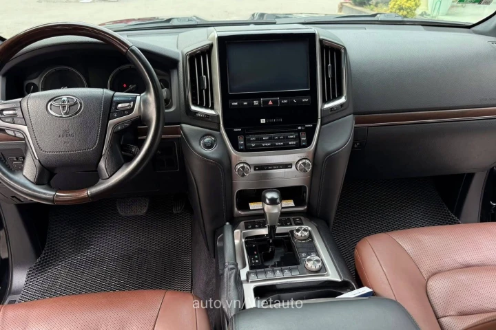 Toyota Land Cruiser 2016
