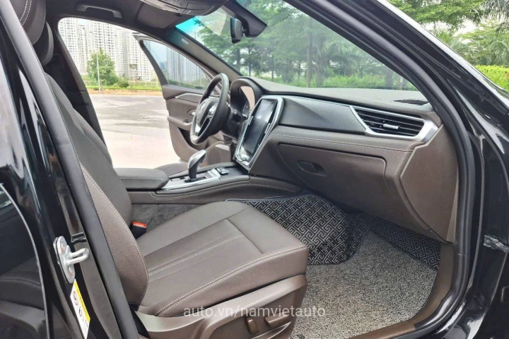 VinFast Lux A2.0 2022