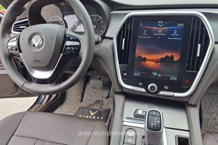 VinFast Lux A2.0 2022