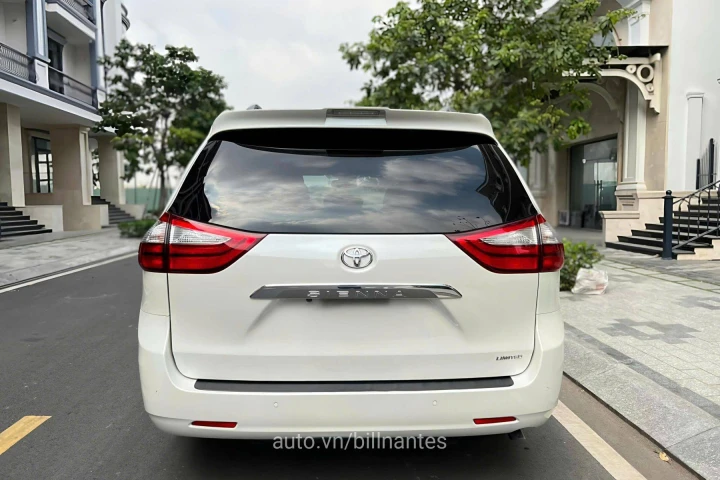 Toyota Sienna 2019