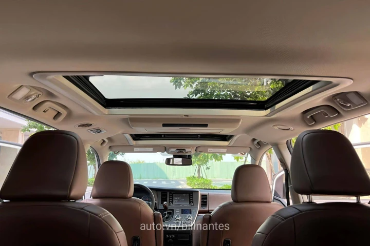 Toyota Sienna 2019