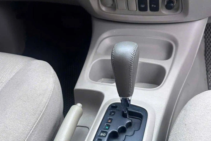 Toyota Innova 2015