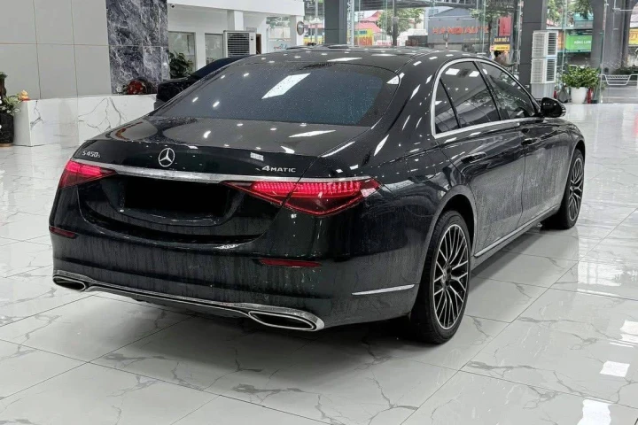 Mercedes-Benz S-Class 2014