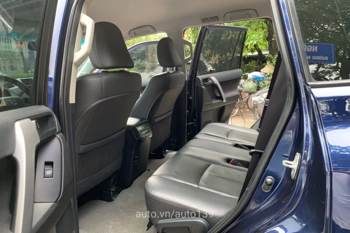 Toyota Land Cruiser Prado 2014