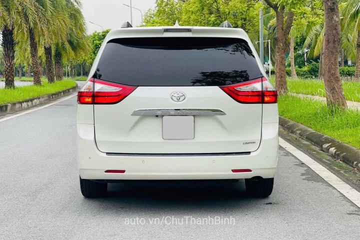 Toyota Sienna 2019