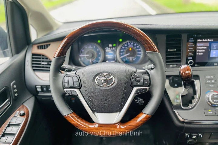 Toyota Sienna 2019