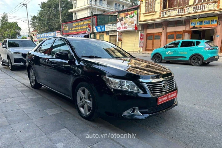 Toyota Camry 2.5Q 2013