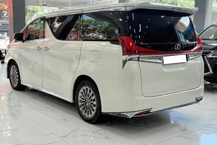 Toyota Alphard 2021