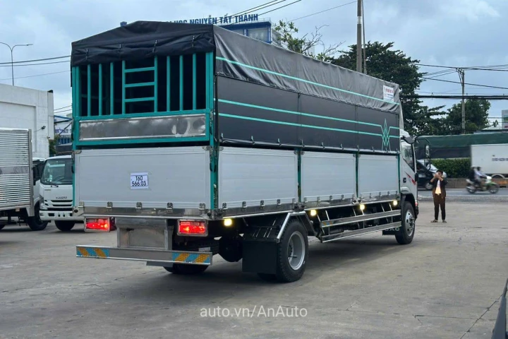JAC Xe tải thùng 2025