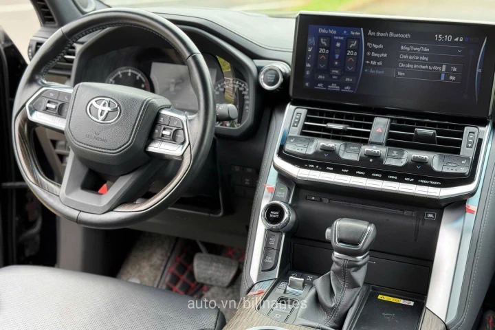 Toyota Land Cruiser 2023