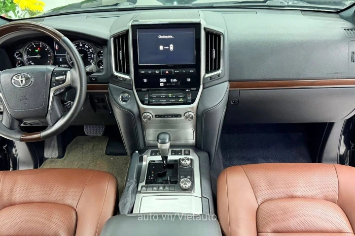 Toyota Land Cruiser 2016