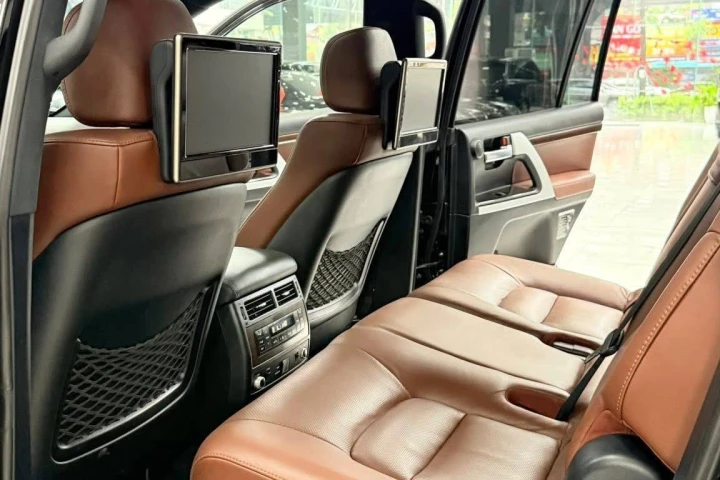 Toyota Land Cruiser 2016
