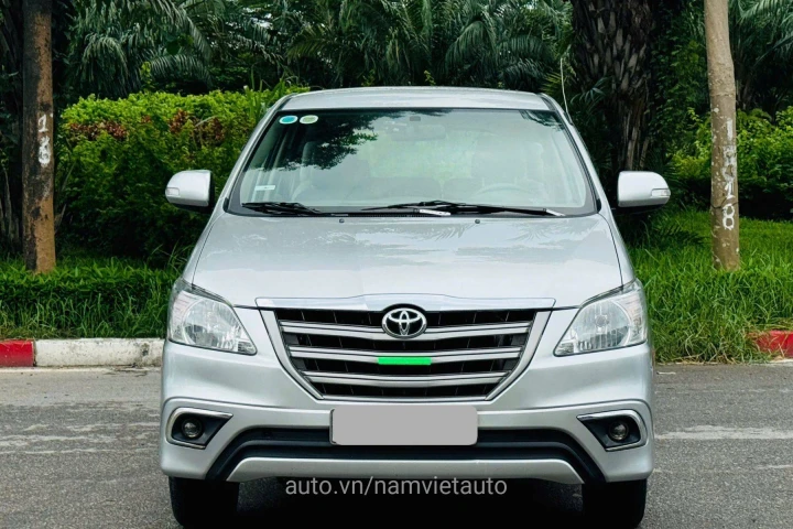 Toyota Innova 2016