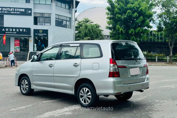 Toyota Innova 2016
