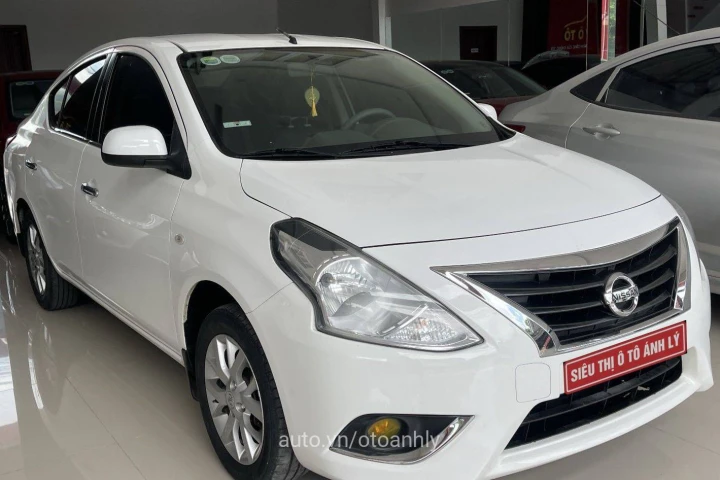 Nissan Sunny 2020