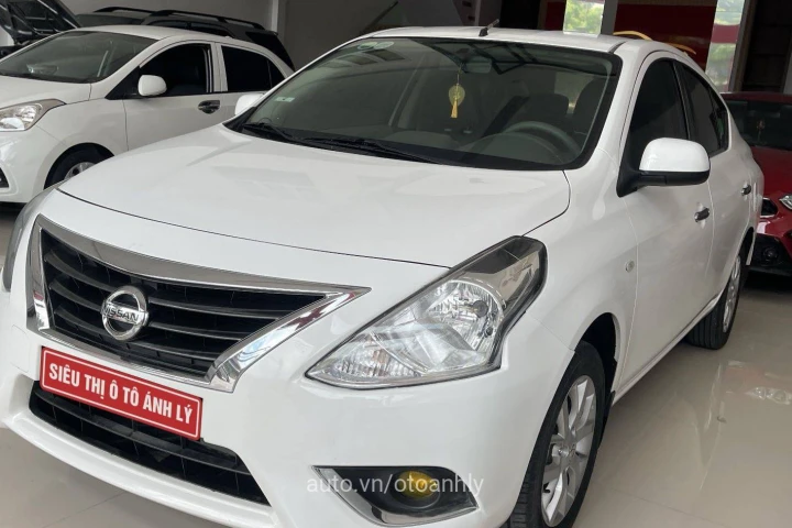 Nissan Sunny 2020