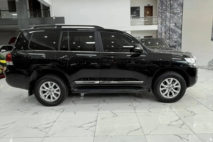 Toyota Land Cruiser 2019